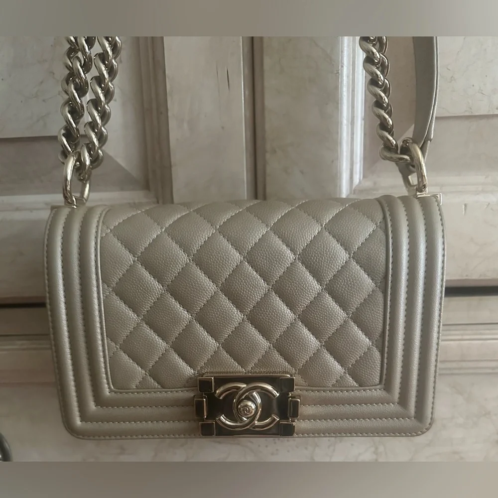 Chanel Caviar Leather Light Gold Beige Boy Bag Small - Picture 4 of 12